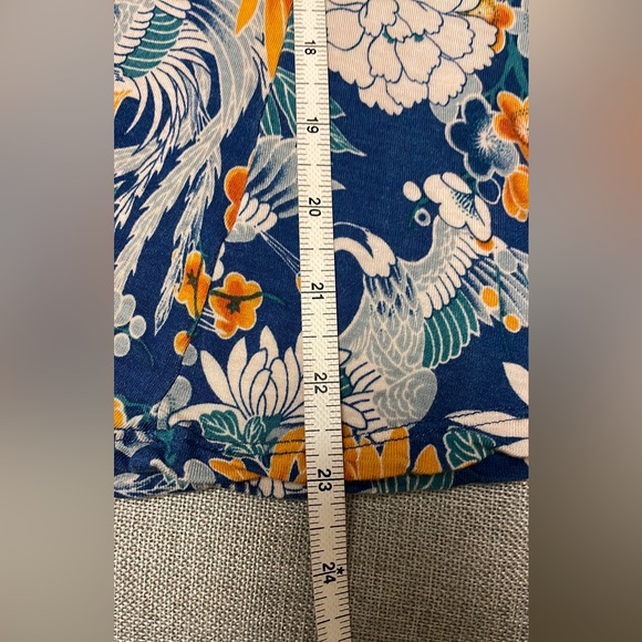 Highline Collective t-shirt, size S. - Picture 6 of 6